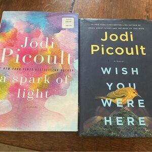 Jodi Picoult Book Set